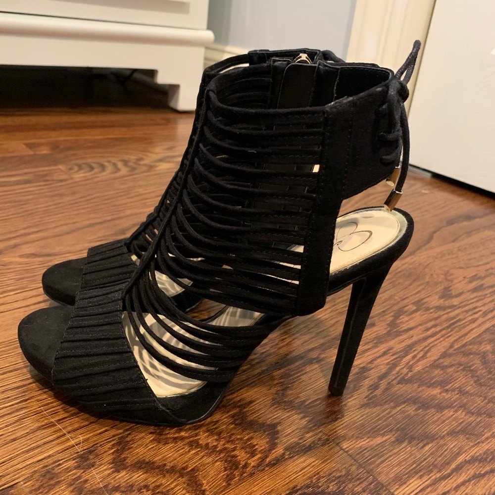 Jessica Simpson black 4” heels
